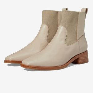 Bernardo Hayes Bootie size 10
